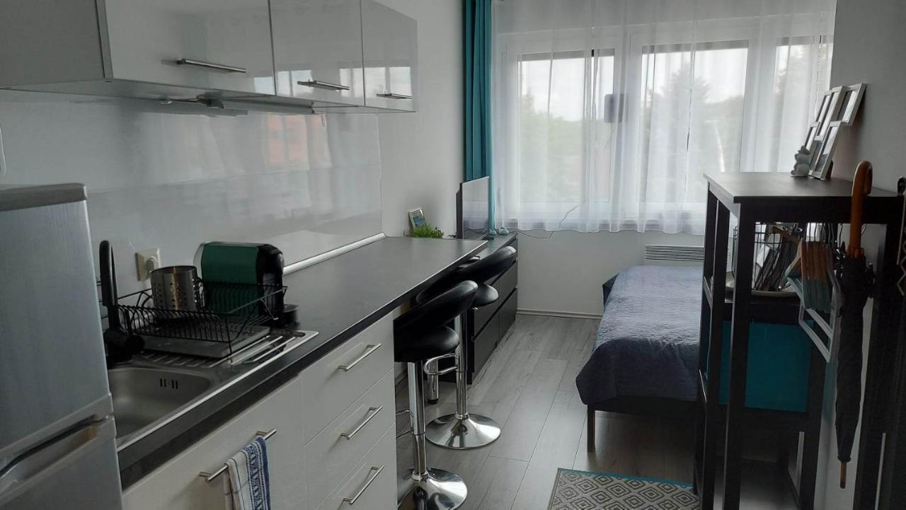 Kiss Apartman Juventus Balatonföldvár Exterior foto